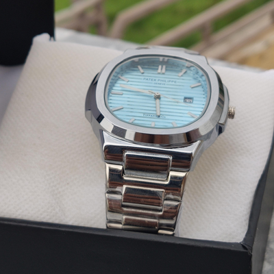 Patek Philippe Nautilus Elegant Men’s Watch