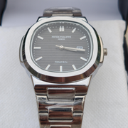 Patek Philippe Nautilus Elegant Men’s Watch