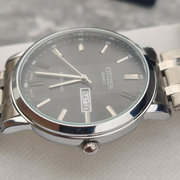 Citizen Quartz Day Date Elegant 40mm